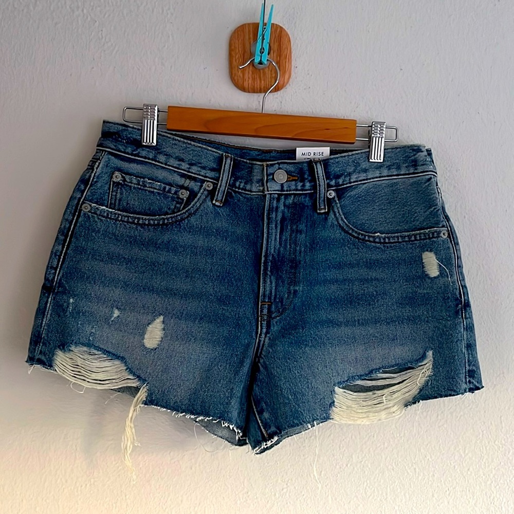 Distressed light wash - mid rise - cut off - Lucky Brand Jean shorts, size 10/30
